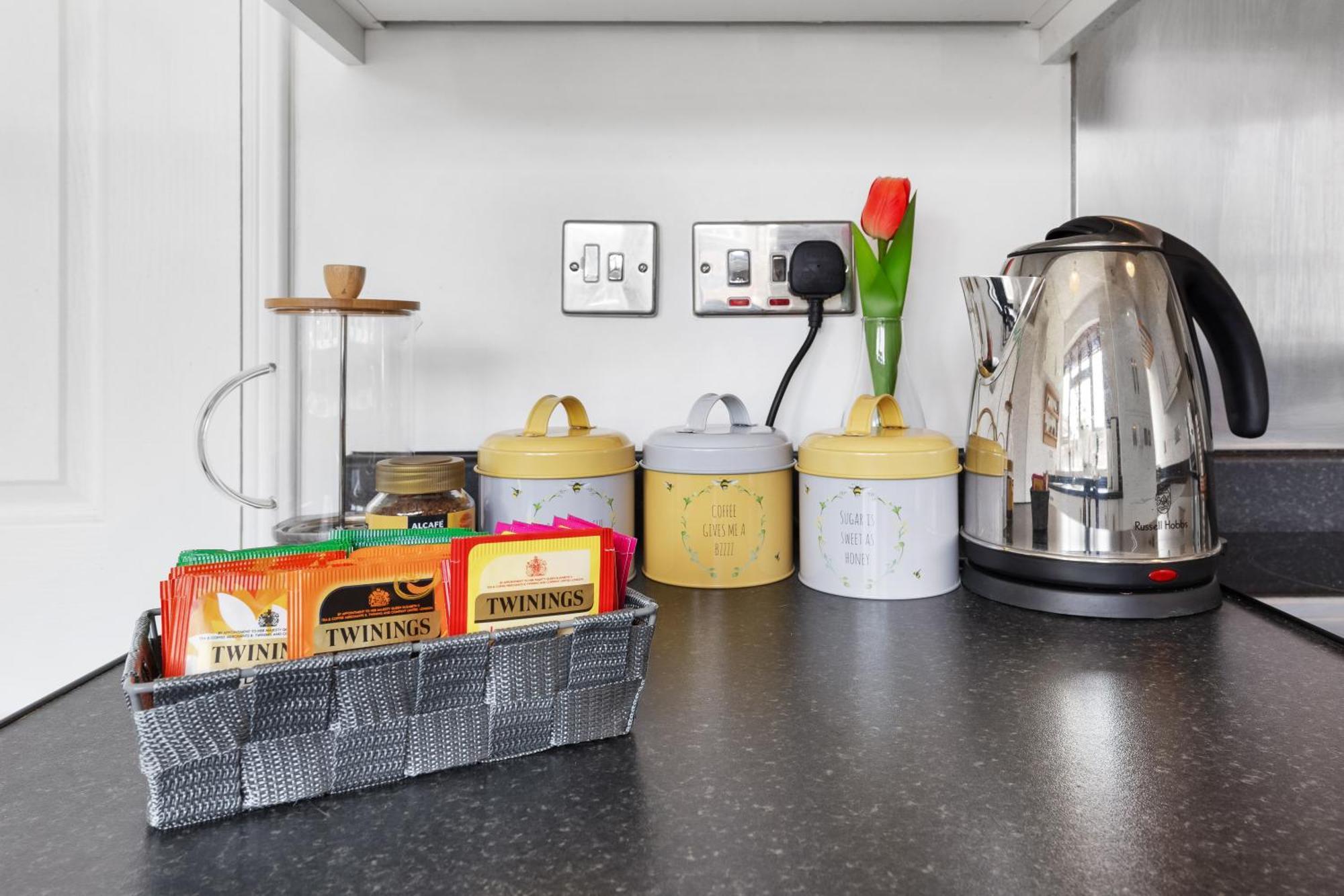 Clapham Serenity Garden Retreat With Free Parking Londen Buitenkant foto