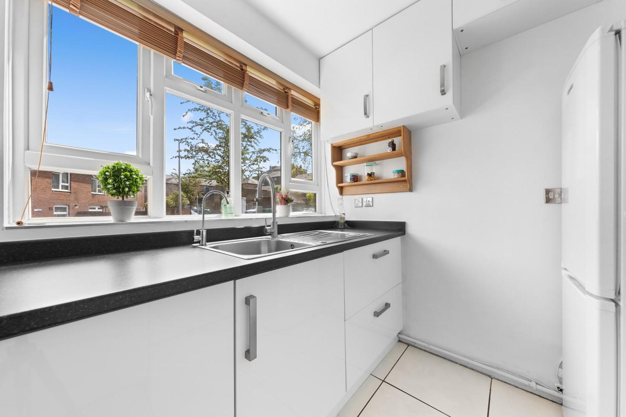 Clapham Serenity Garden Retreat With Free Parking Londen Buitenkant foto