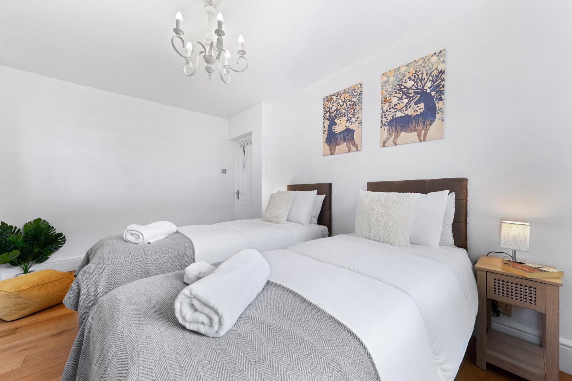Clapham Serenity Garden Retreat With Free Parking Londen Buitenkant foto